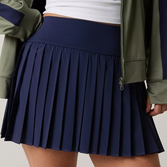 NWT! OFFLINE by Aerie Keep It Cool Pleated Tennis Skirt - Built-In Shorts - S - Picture 5 of 5